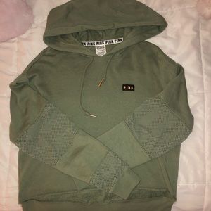 Pink pullover slightly cropped sweater